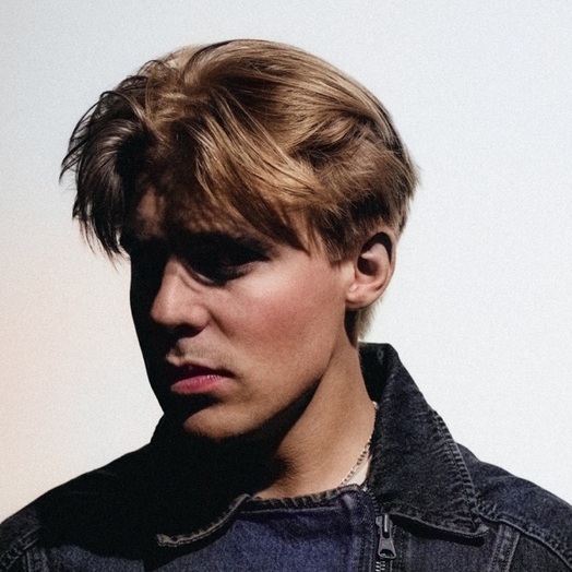 Ennio / Am Ende dieses Lieds